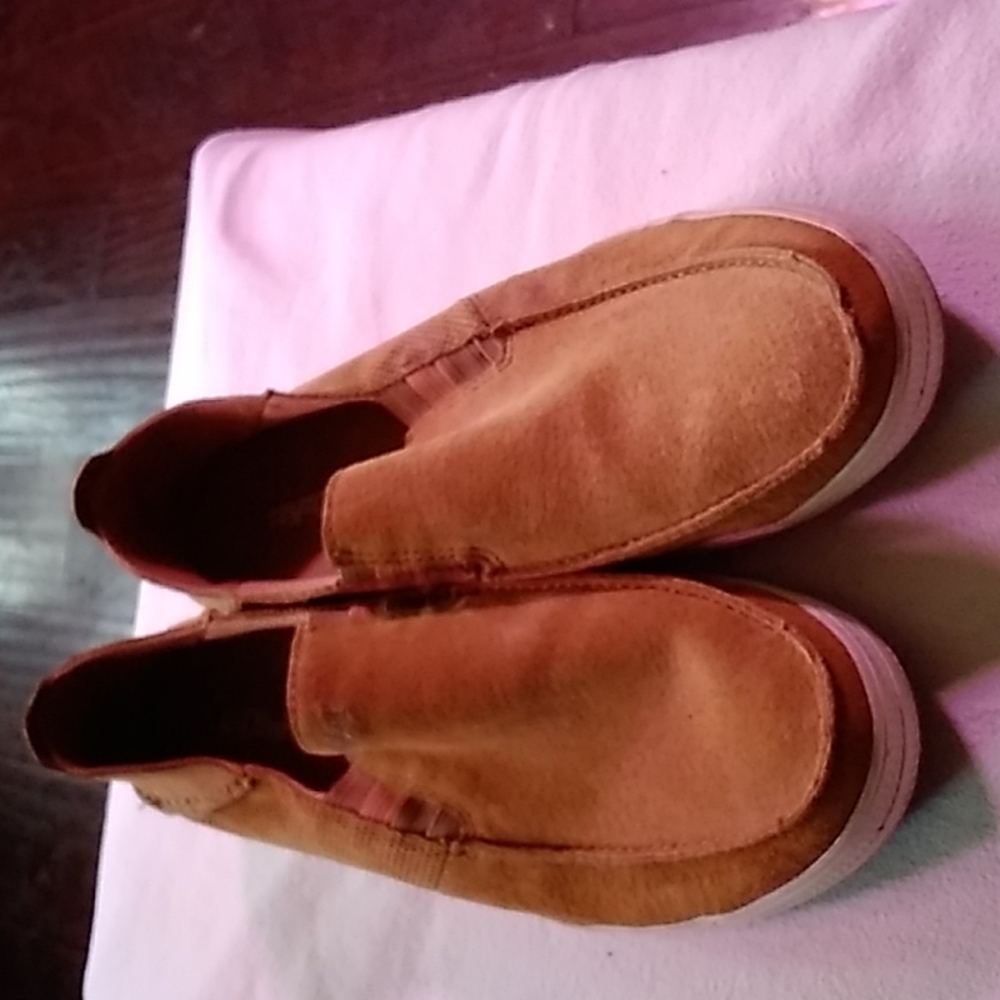 Men's shoes